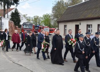 Uroczysty początek maja