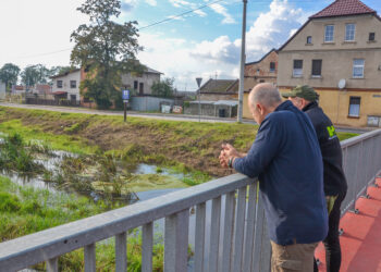 Kolejne dni monitoringu rzeki Barycz – stan alarmowy w Łąkach