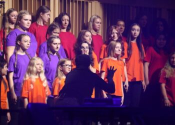 „Śnieżka 2.0” –  z udziałem chóru „Izydorki” w Filharmonii Gorzowskiej