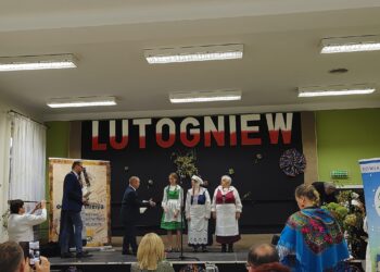 XXIII Powiatowy Przegląd Zespołów Folklorystycznych w Lutogniewie – Ocalić od zapomnienia