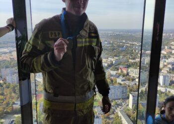 Strażacy z Krotoszyna na szczycie Sky Tower