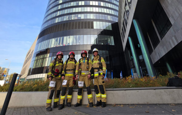 Strażacy z Krotoszyna na szczycie Sky Tower