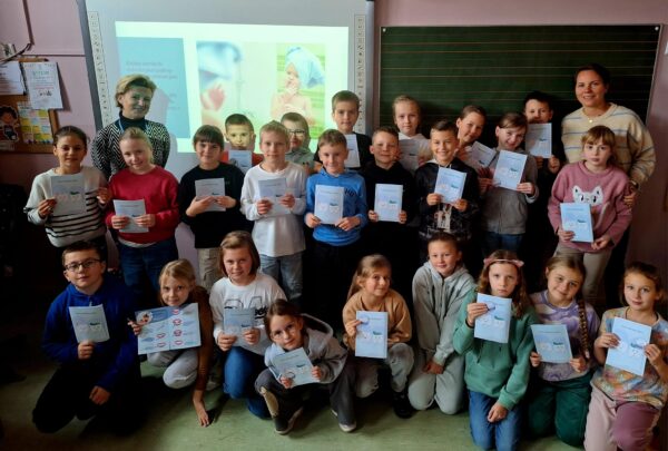 „Mam zdrowe zęby” – projekt edukacyjny promowany przez  Powiatową Stację Sanitarno-Epidemiologiczną w Krotoszynie