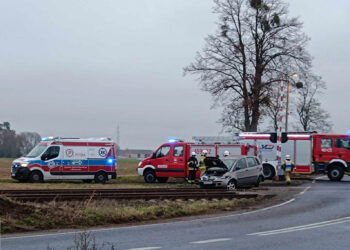 Zdarzenie na przejeździe kolejowym w Kobylinie