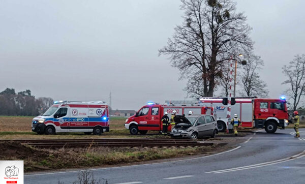 Zdarzenie na przejeździe kolejowym w Kobylinie