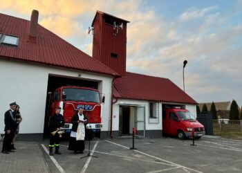 Uroczyste otwarcie remizy OSP w Bartnikach