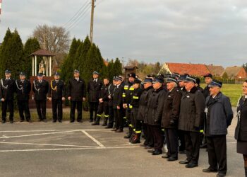 Uroczyste otwarcie remizy OSP w Bartnikach