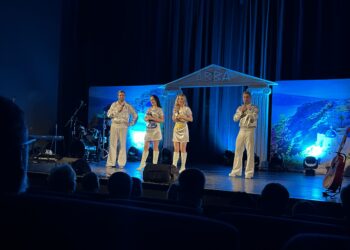 Mikołajkowy koncert „Mamma Mia” tribute to ABBA